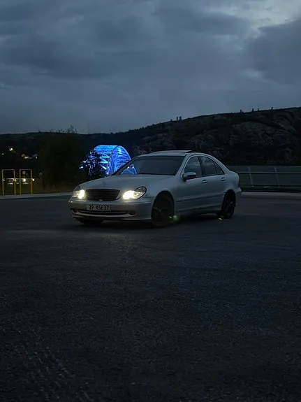 Mercedes-Benz C220 2001 photo 5