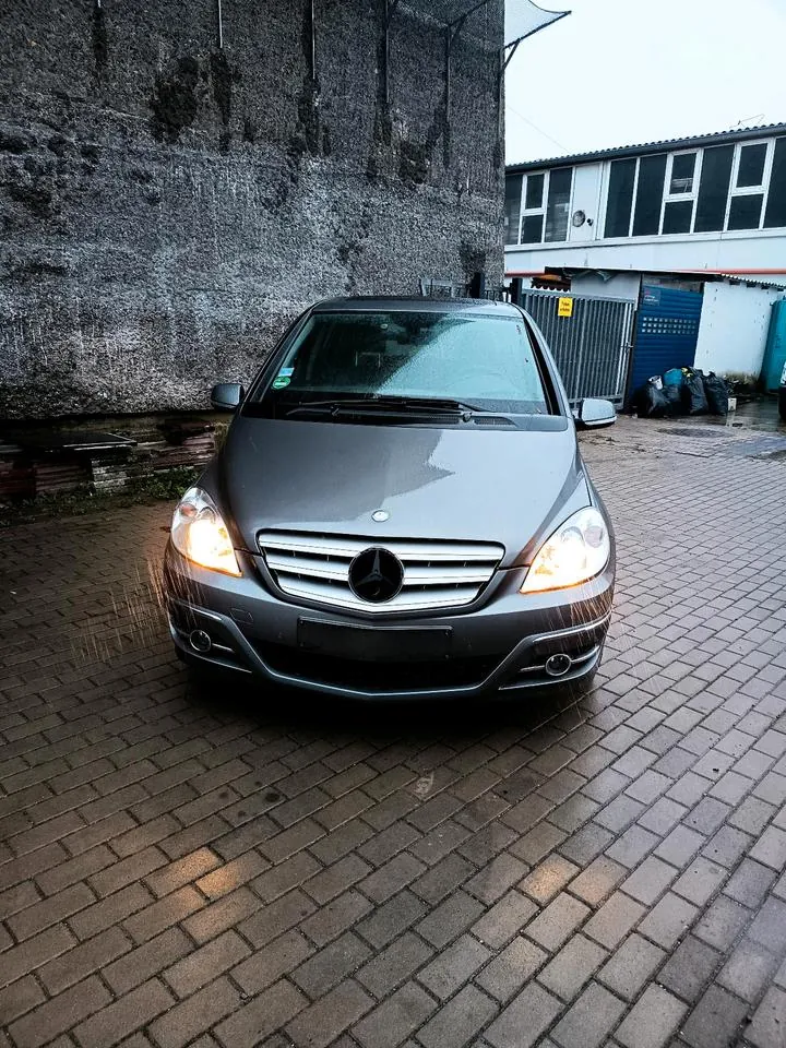 Mercedes-Benz B-Class