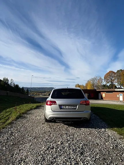 Audi A6 2010 photo 4
