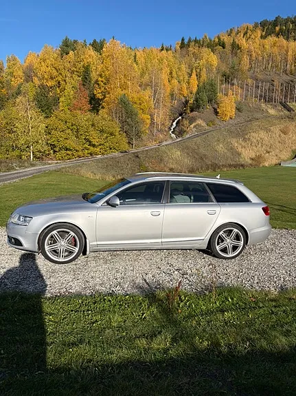 Audi A6 2010 photo 2