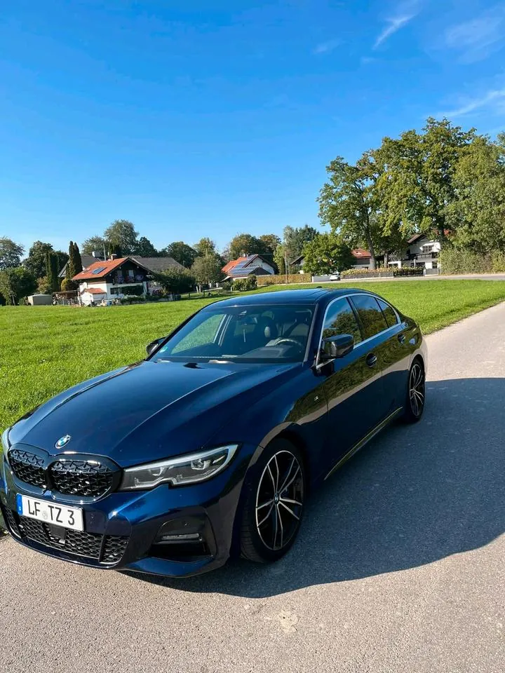 BMW G20 330I