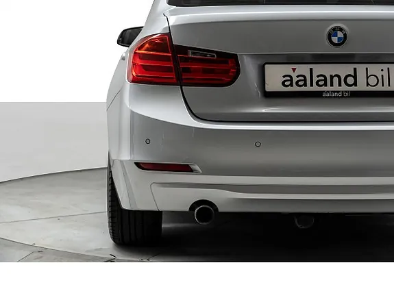 BMW 316D 2012 photo 3