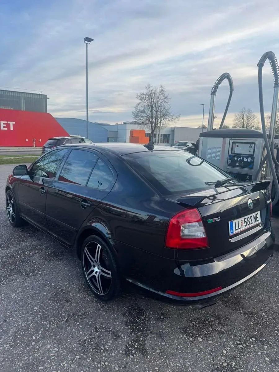 Skoda Octavia 2012 photo 3