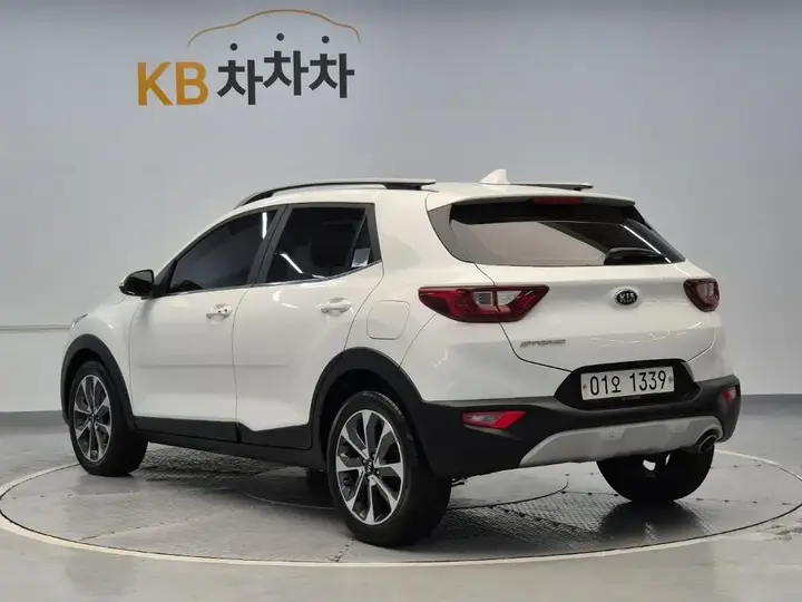 Kia Stonic 2018 photo 2