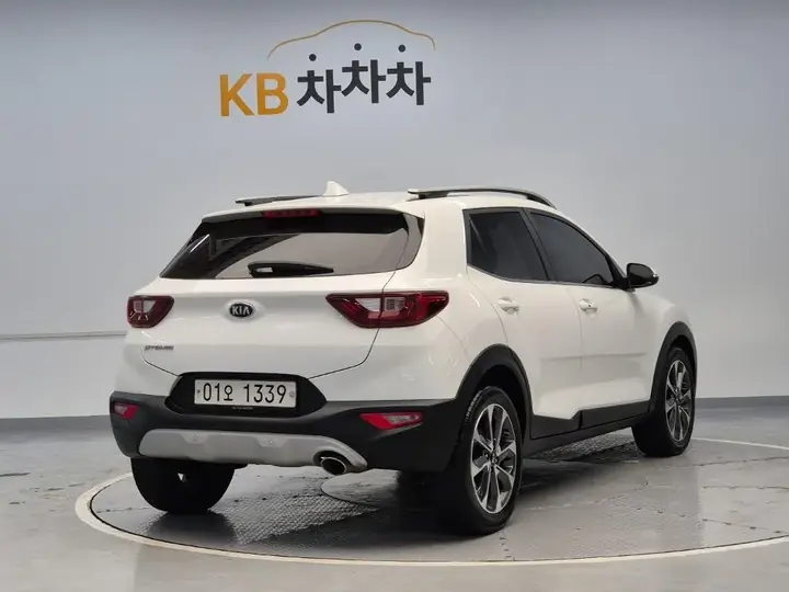Kia Stonic 2018 photo 3