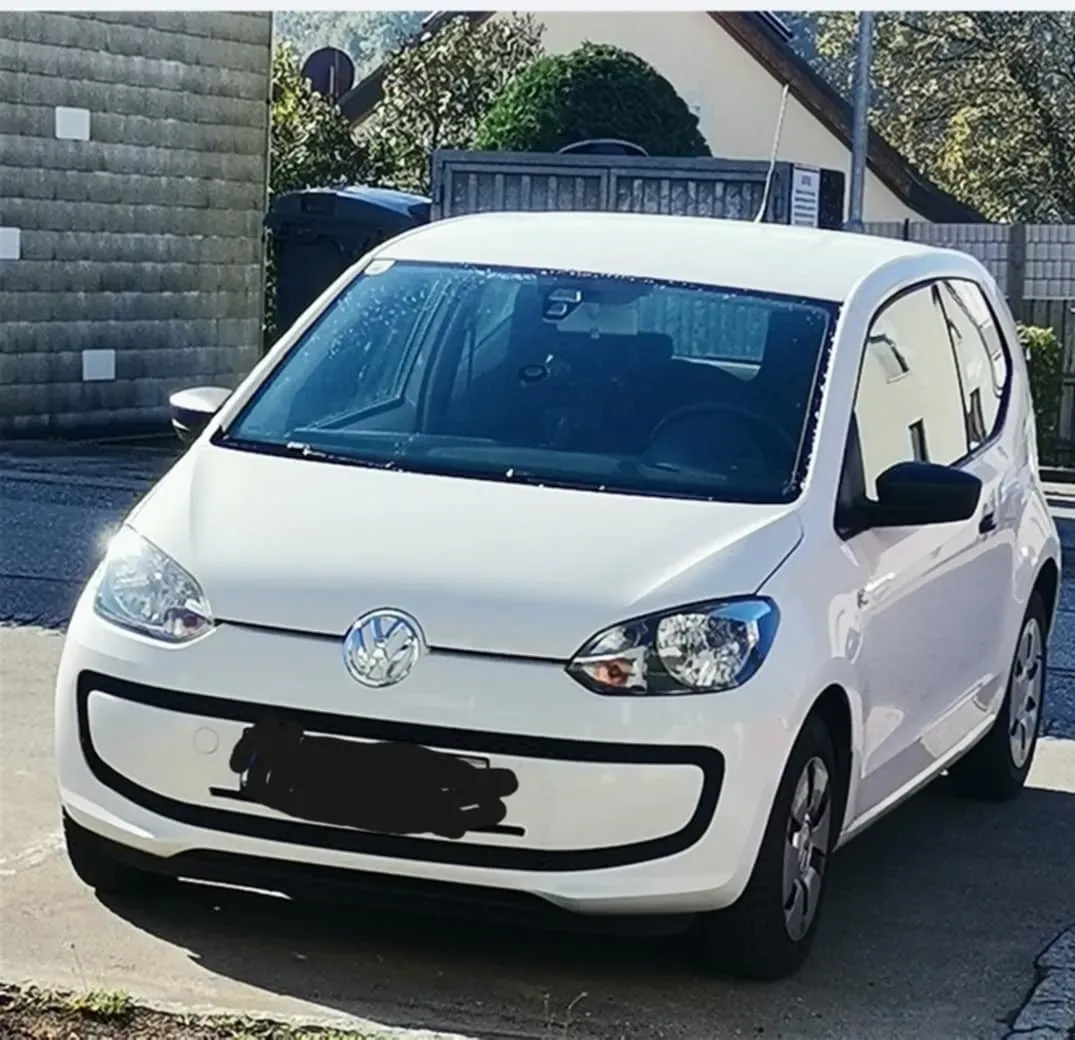 Volkswagen Up 2012 photo 2