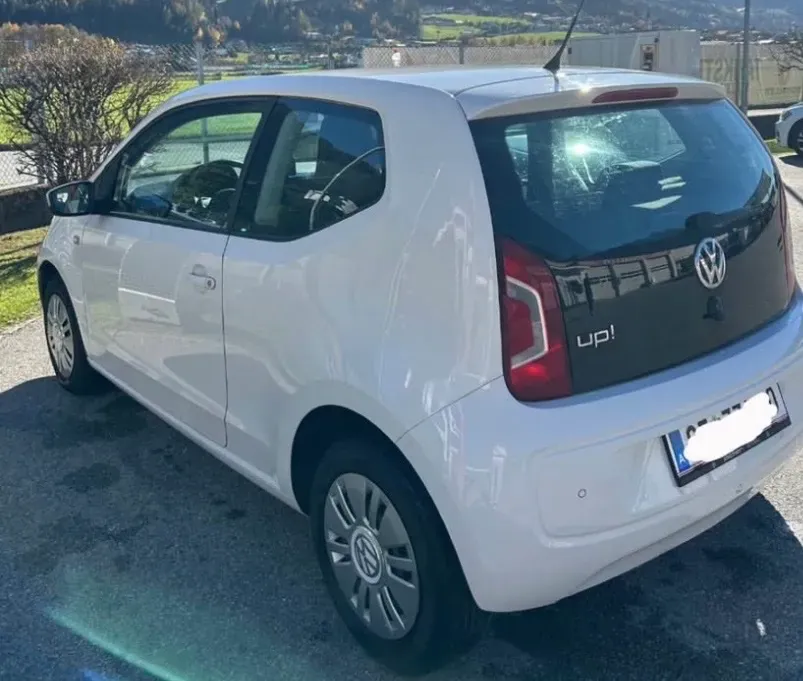Volkswagen Up
