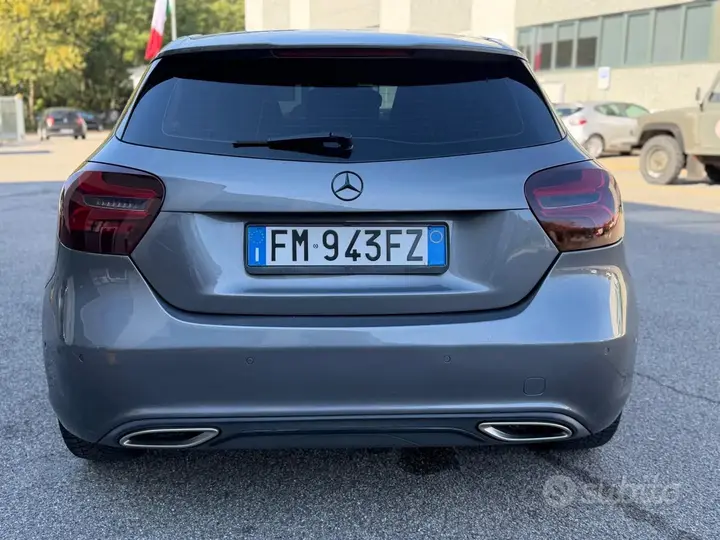 Mercedes-Benz A 180 2018 photo 5