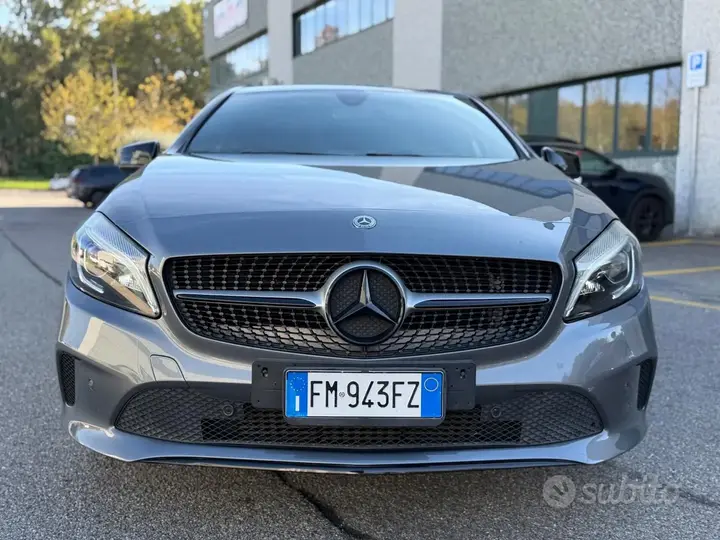 Mercedes-Benz A 180 2018 photo 2