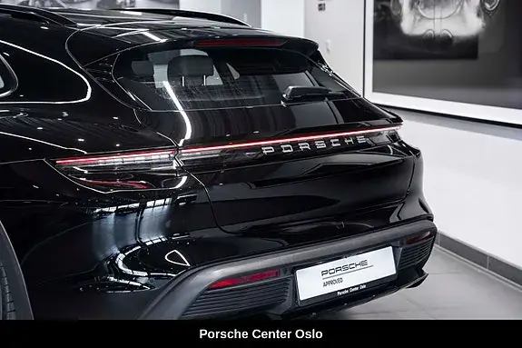 Porsche Taycan 2024 photo 5