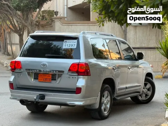Toyota Land Cruiser 2013 photo 3