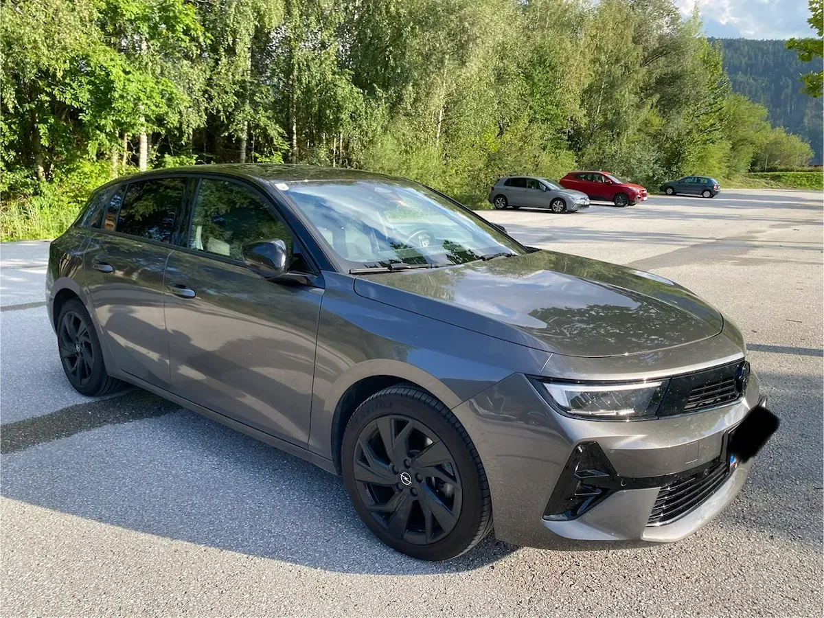 Opel Astra 2025 photo 2