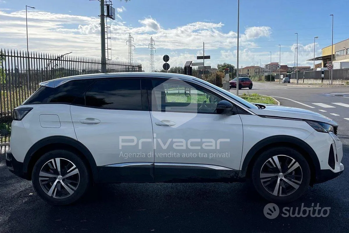 Peugeot 3008 2022 photo 4