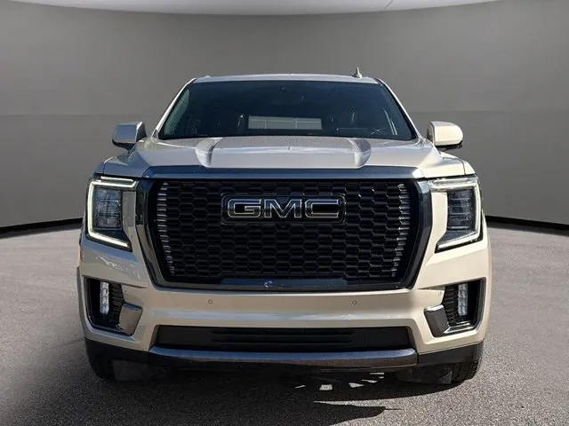 GMC Yukon 2023 photo 3