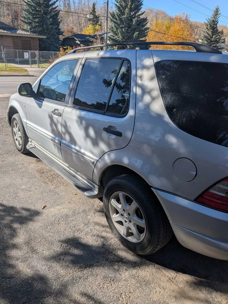 Mercedes-Benz M-Class 2001 photo 2
