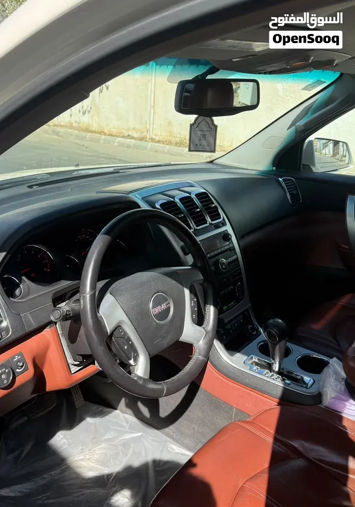 GMC Acadia 2009 photo 3