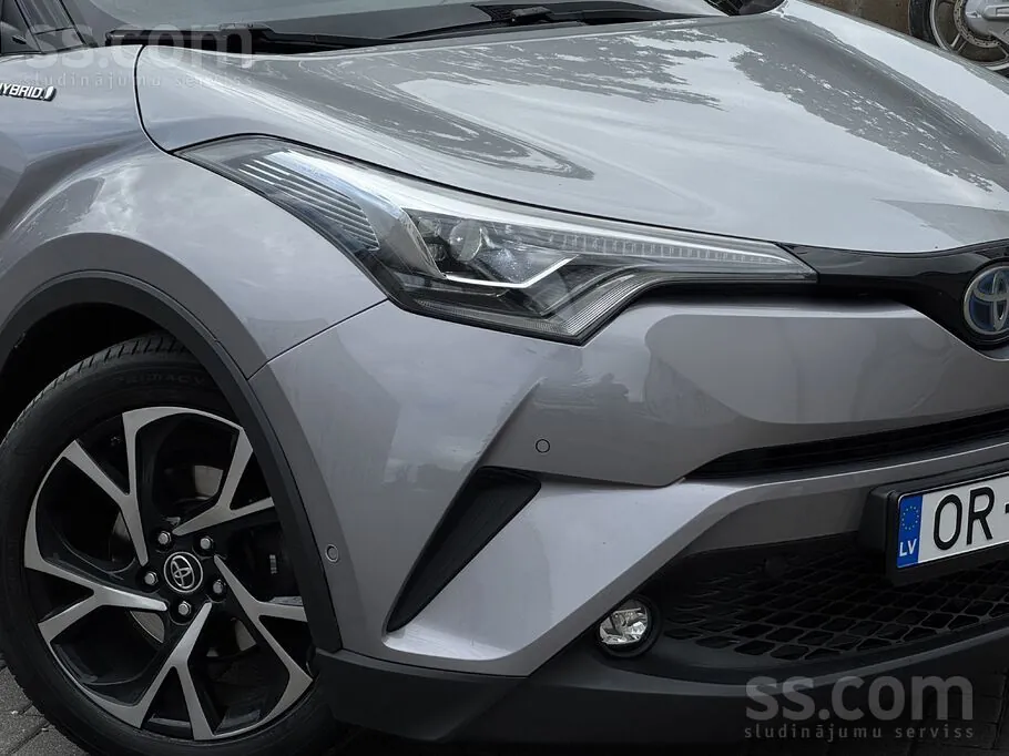 Toyota C-Hr 2017 photo 5