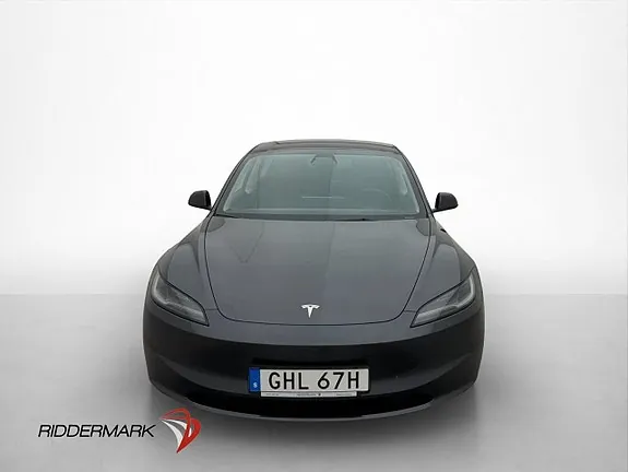 Tesla Model 3 2024 photo 3