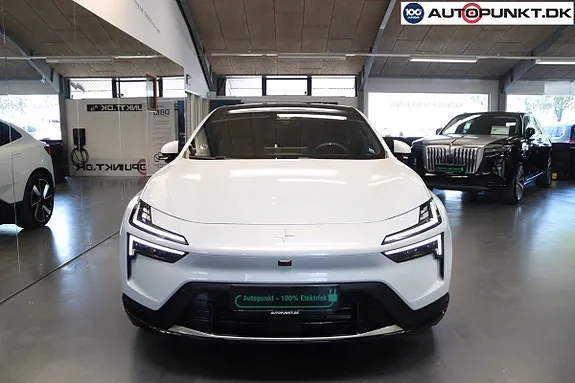 Polestar 4 2025 photo 2