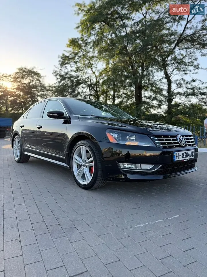 Volkswagen Passat 2013 photo 2