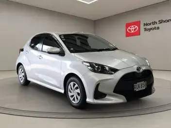 Toyota Yaris 2021 photo 2