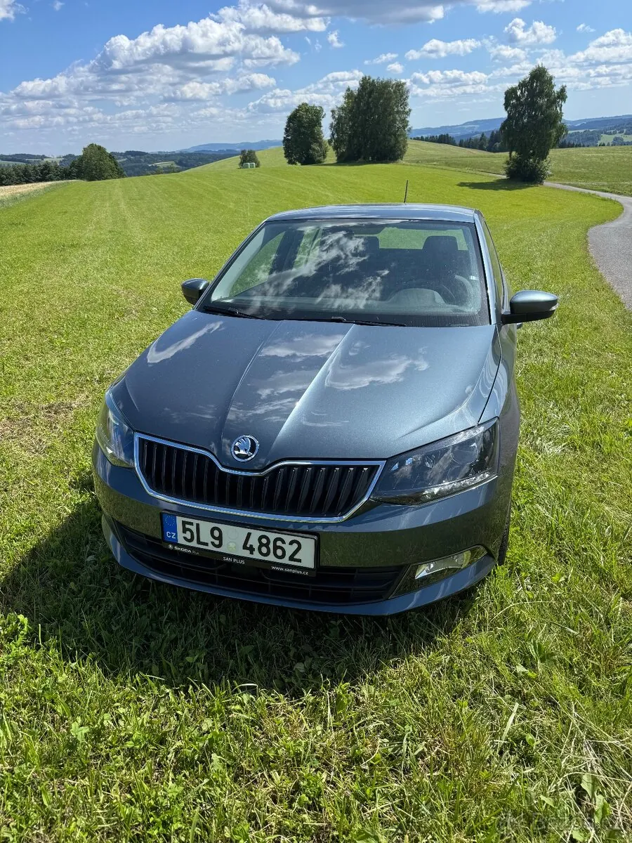 Skoda Fabia 2018 photo 2