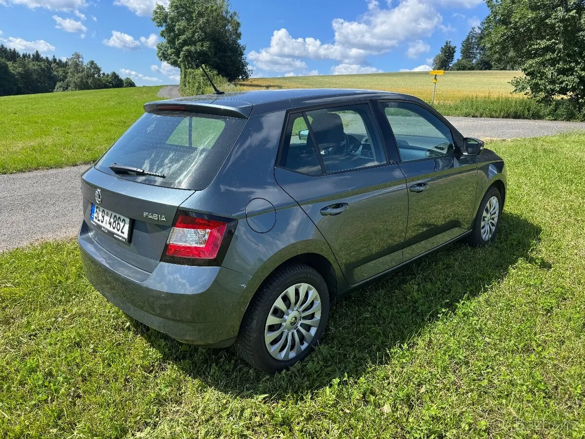 Skoda Fabia 2018 photo 5