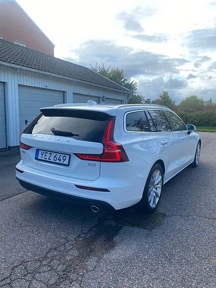 Volvo V60 2019 photo 3