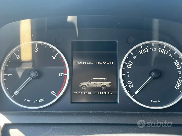 Land Rover Range Rover Sport 2010 photo 5