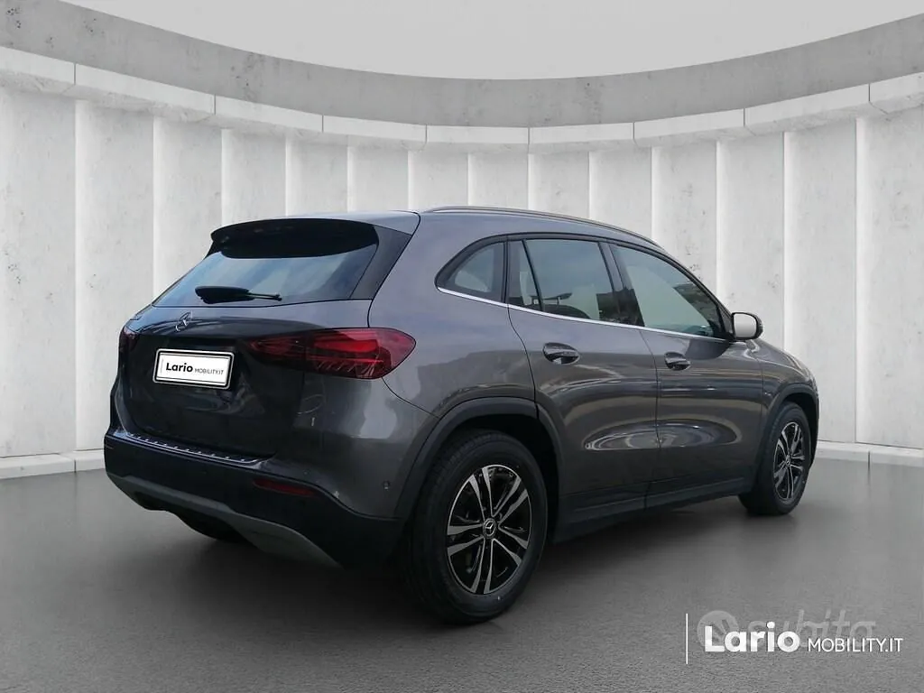 Mercedes-Benz Gla 2023 photo 3