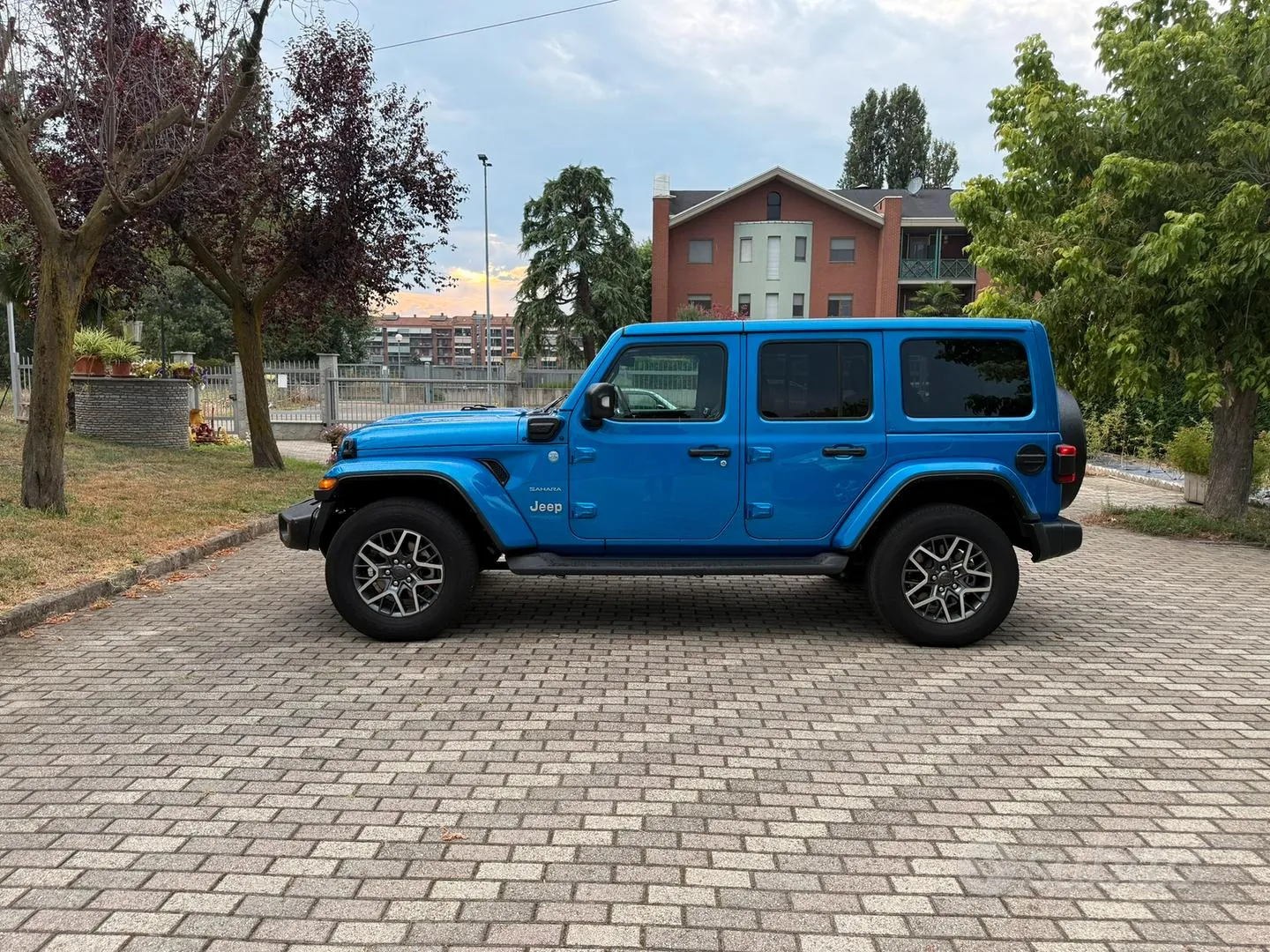 Jeep Wrangler Unlimited 2022 photo 3