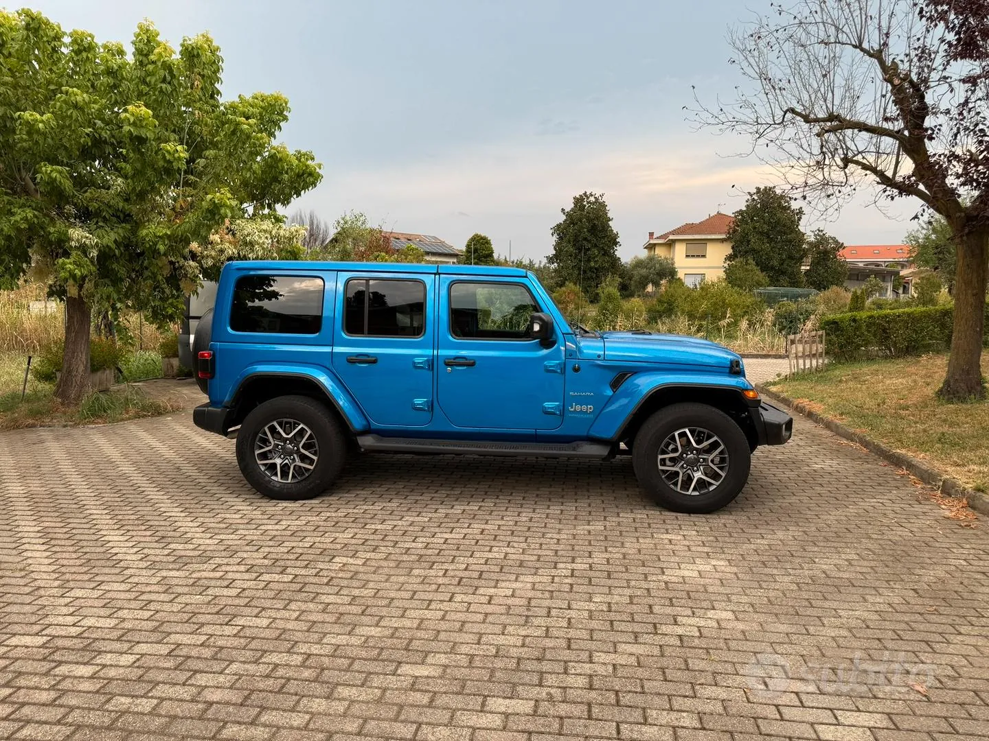 Jeep Wrangler Unlimited 2022 photo 2