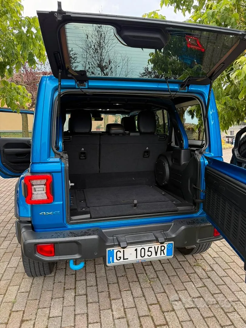 Jeep Wrangler Unlimited 2022 photo 4