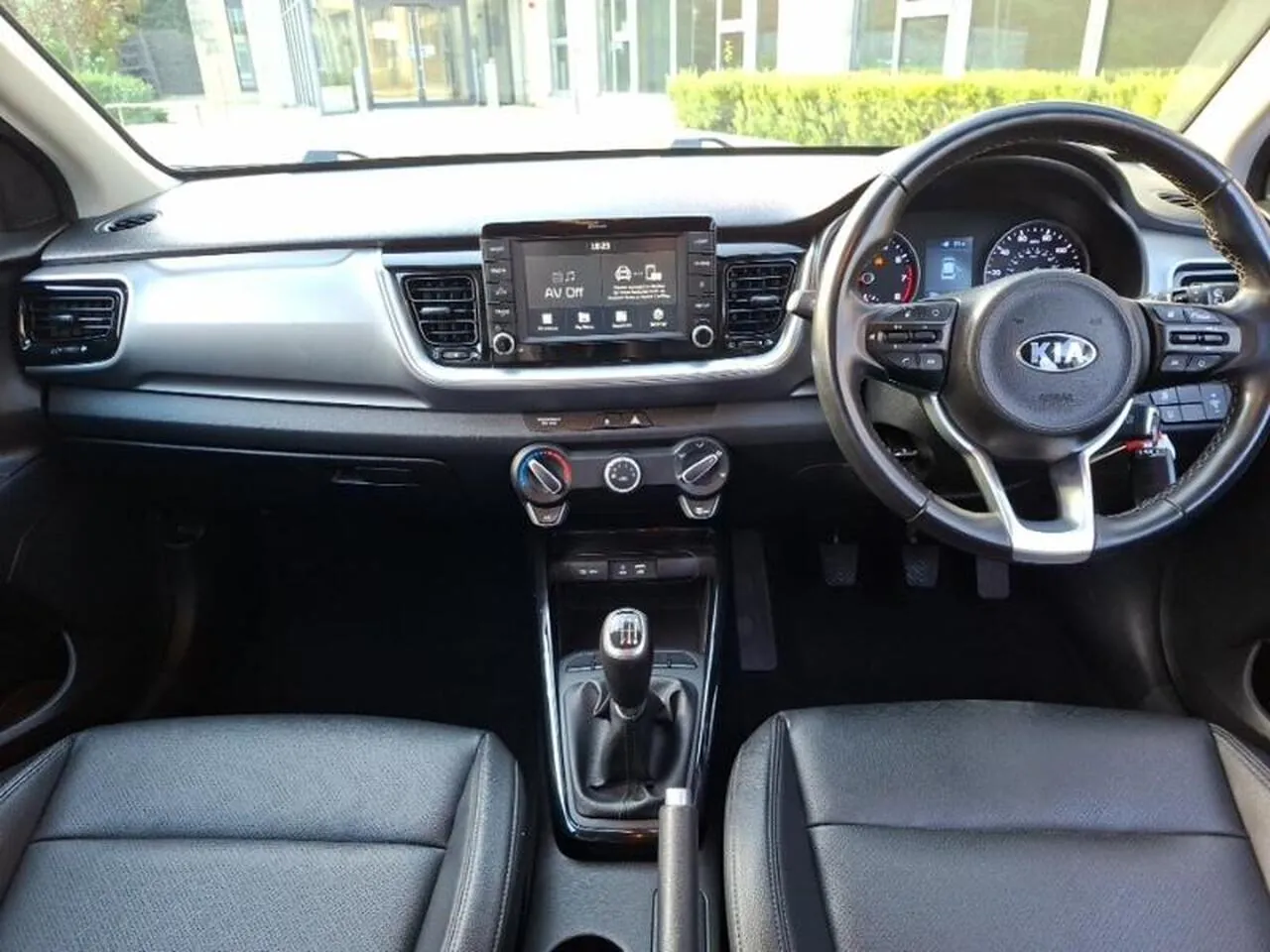 Kia Stonic 2020 photo 3