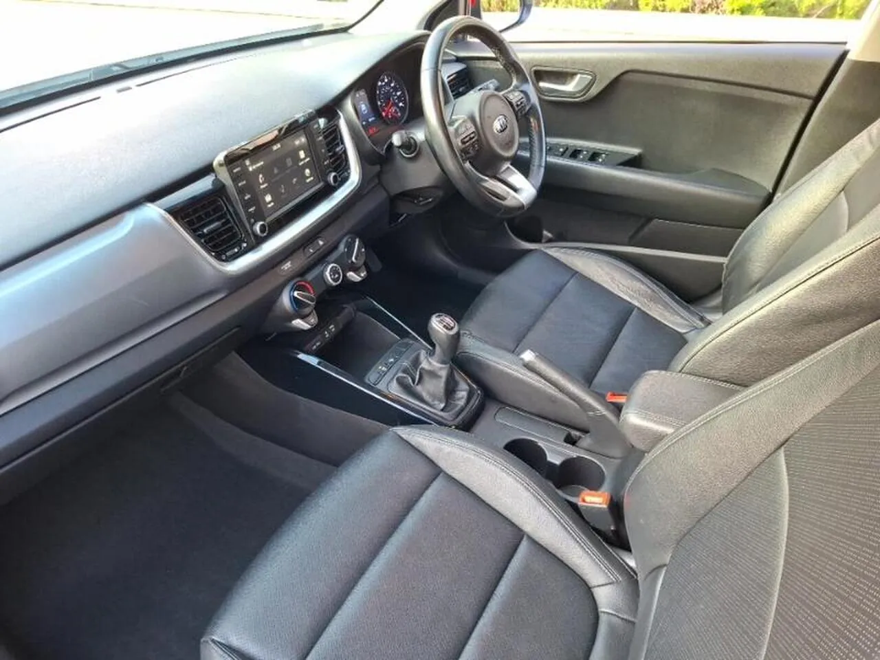Kia Stonic 2020 photo 5