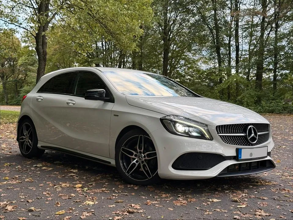 Mercedes-Benz A200