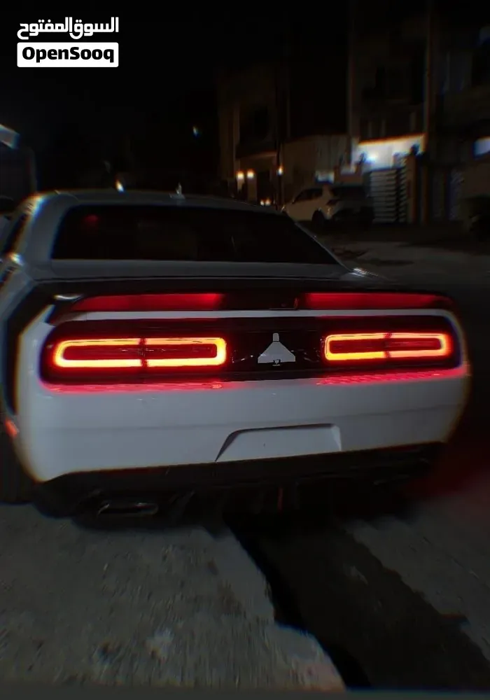Dodge Challenger 2016 photo 2