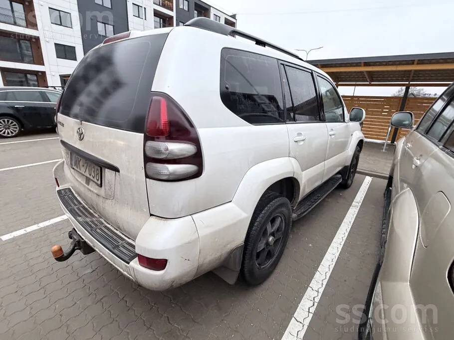 Toyota Land Cruiser 2007 photo 3