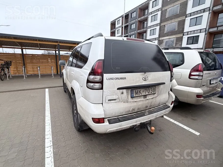 Toyota Land Cruiser 2007 photo 4
