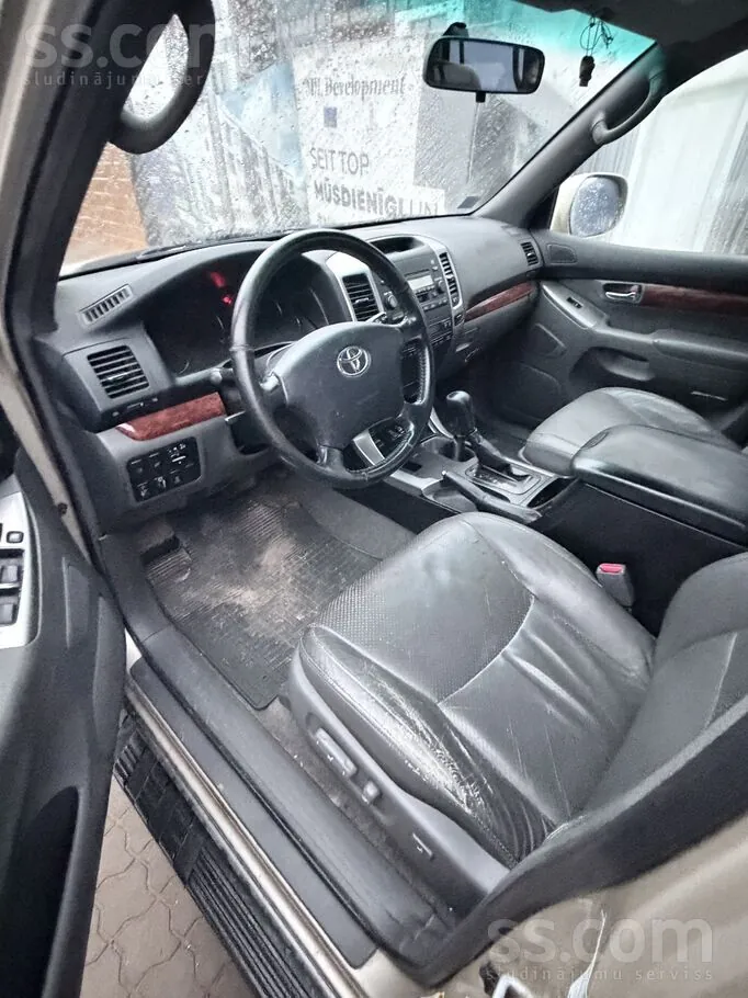 Toyota Land Cruiser 2007 photo 5