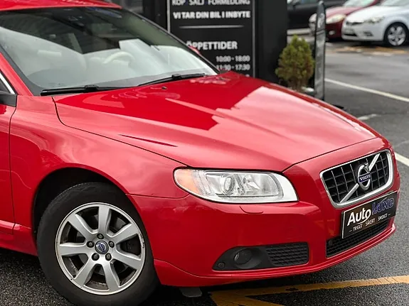 Volvo V70 2012 photo 5