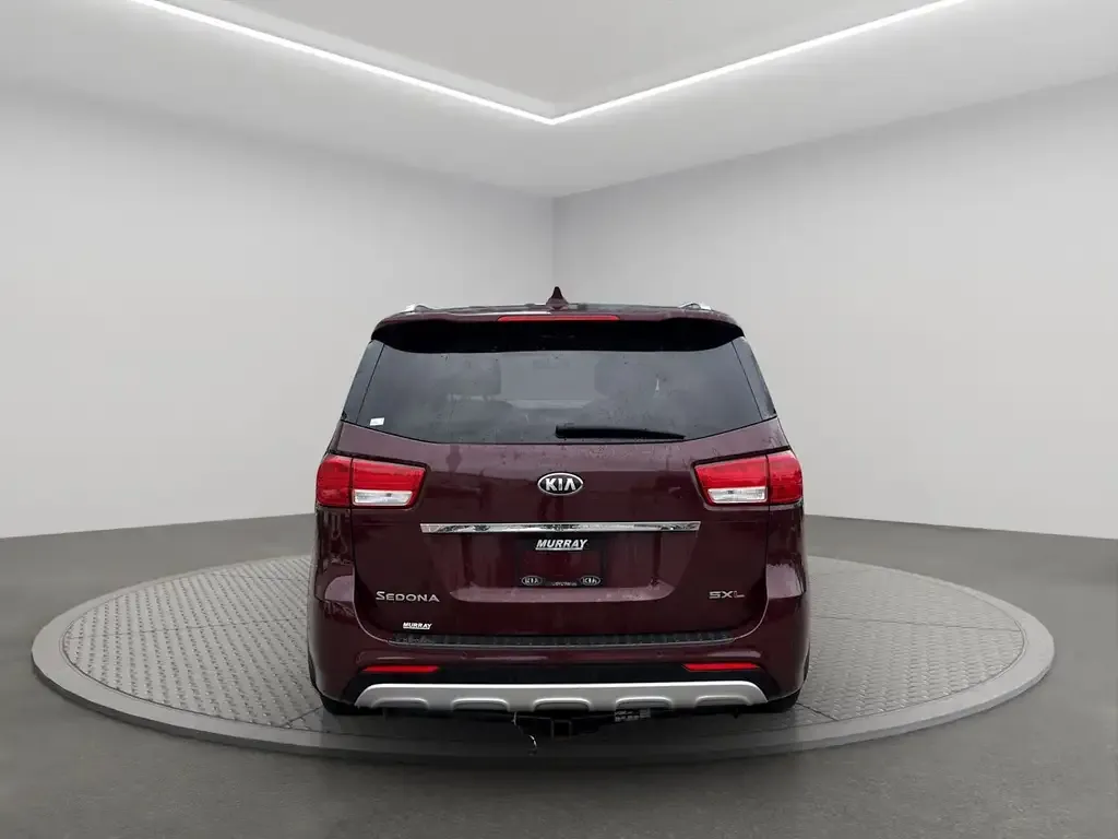 Kia Sedona 2017 photo 5
