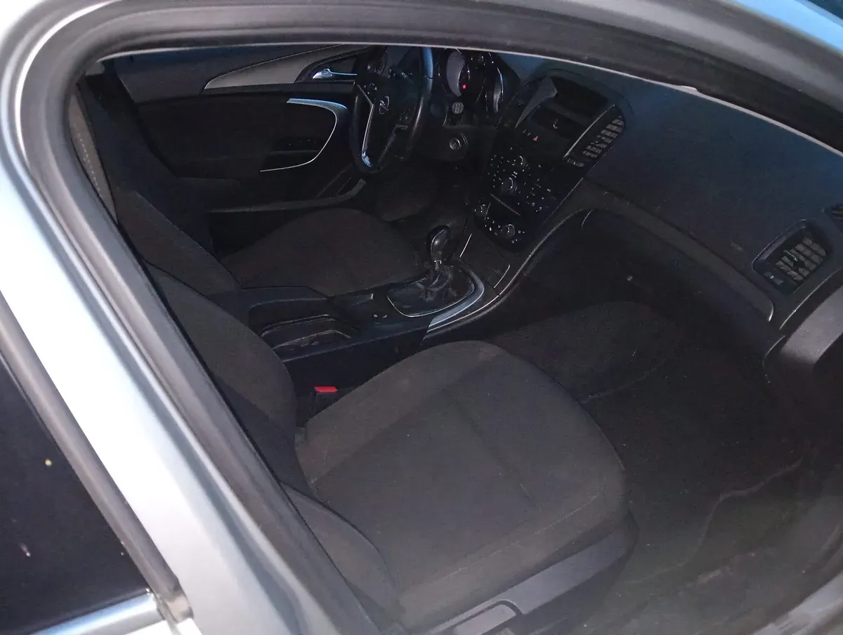 Opel Insignia 2010 photo 3