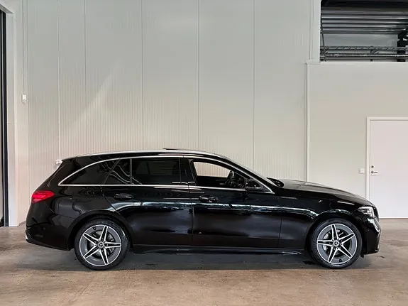 Mercedes-Benz C300 E 2022 photo 2