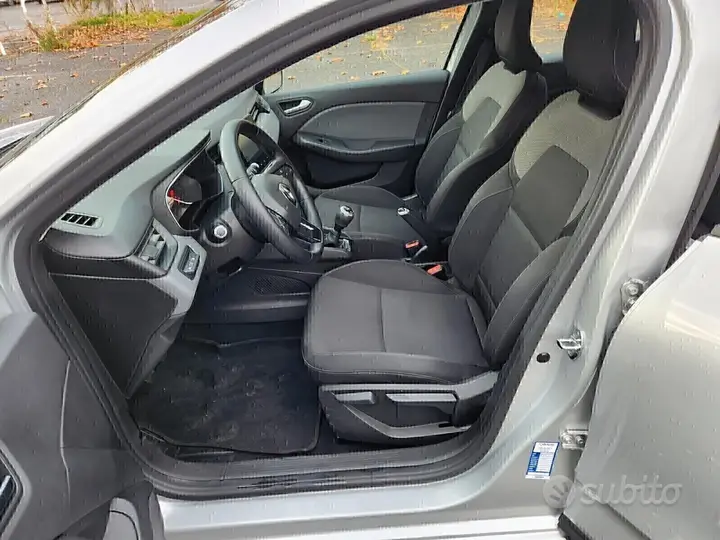 Renault Clio 2019 photo 5