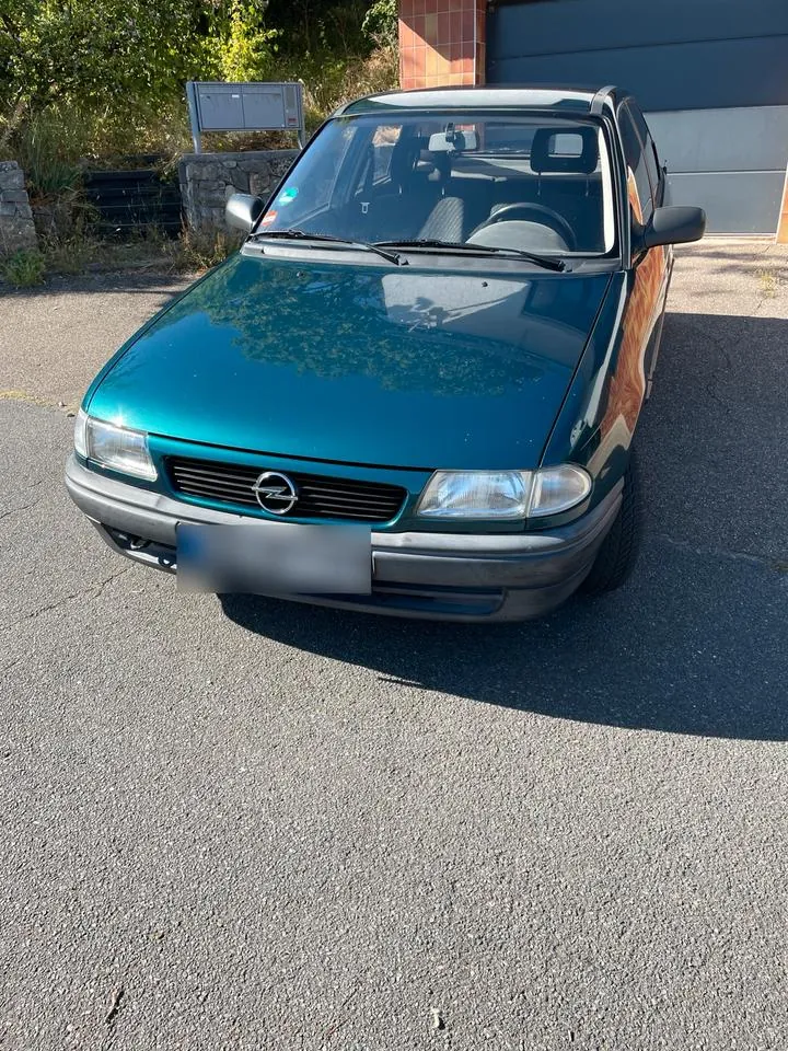 Opel Astra F