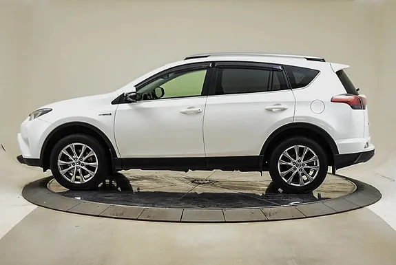 Toyota Rav4 2017 photo 2