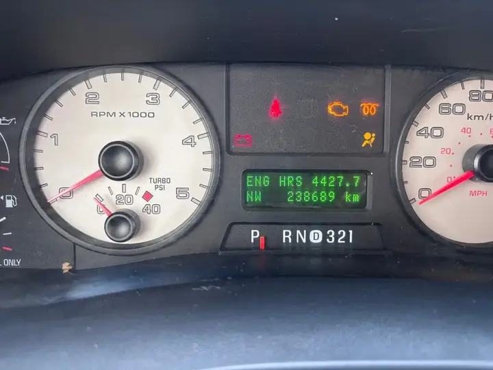 Ford F350 2005 photo 2