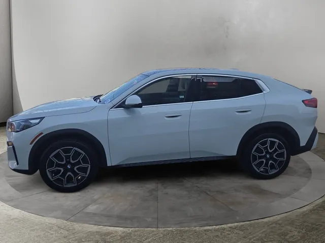 BMW X2 2025 photo 2