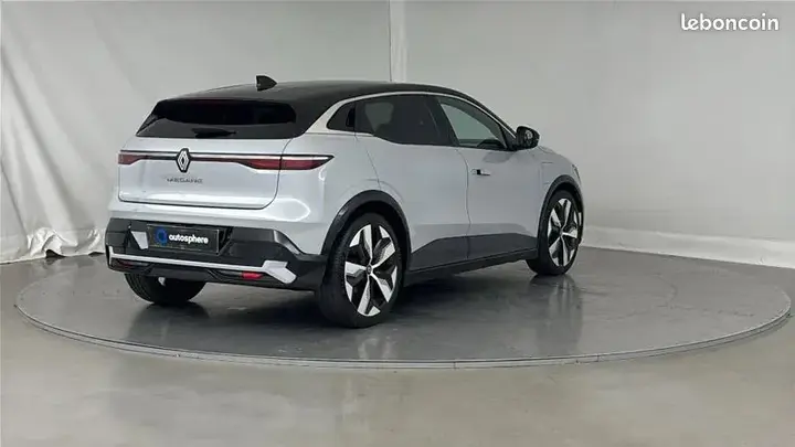 Renault Megane 2023 photo 5